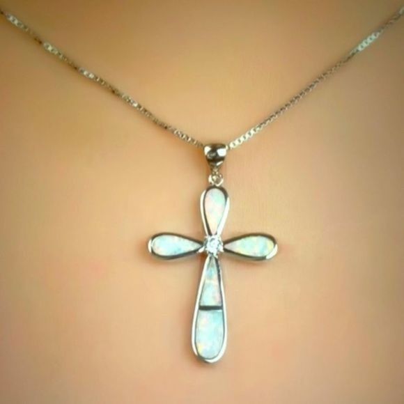 White OPAL CROSS & SILVER CHAIN - Picture 2 of 7